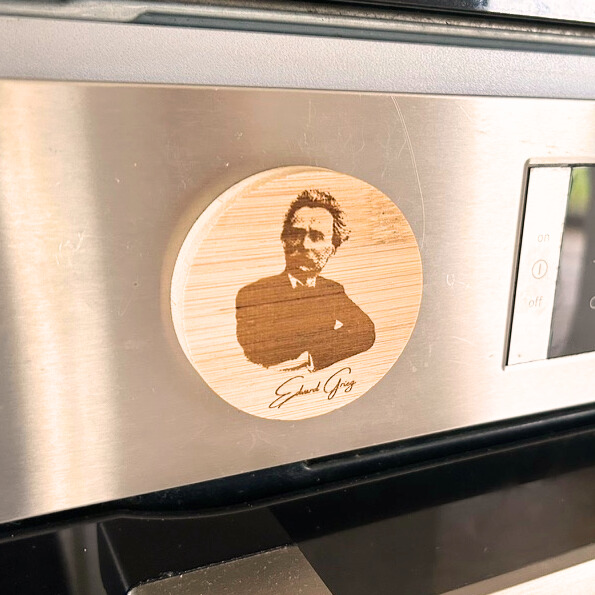 983156c8-e069-4afa-a7c7-43fda9755f79