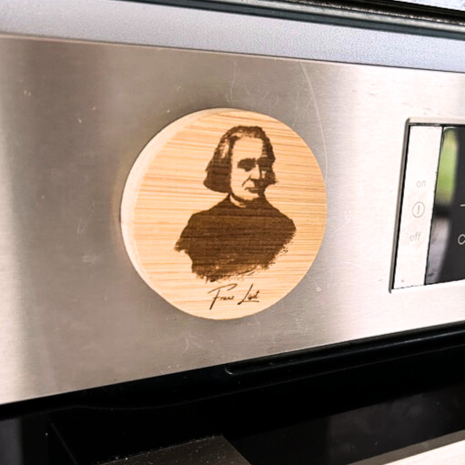 a7698c33-1bd4-4d05-818a-dc73bc15273e