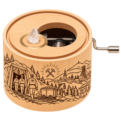 Bambus-Musikdose-mit-Bergbaugravur-2